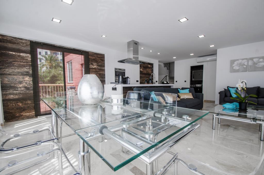 Gorgeous 170 Sq.M. Penthouse With Sea View Terraces Lägenhet Benalmádena Exteriör bild