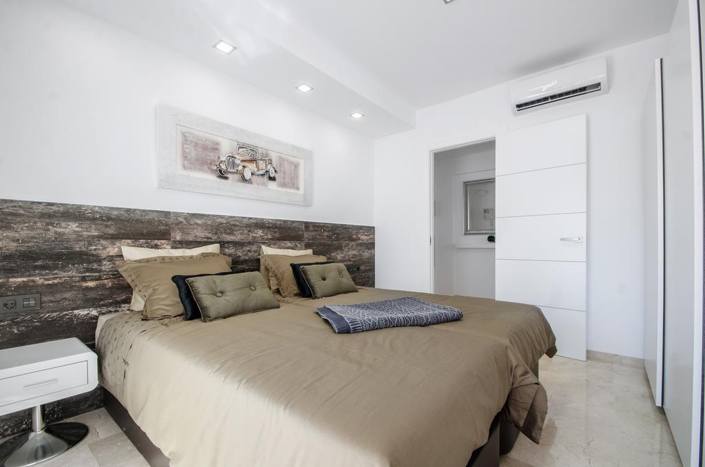 Gorgeous 170 Sq.M. Penthouse With Sea View Terraces Lägenhet Benalmádena Exteriör bild